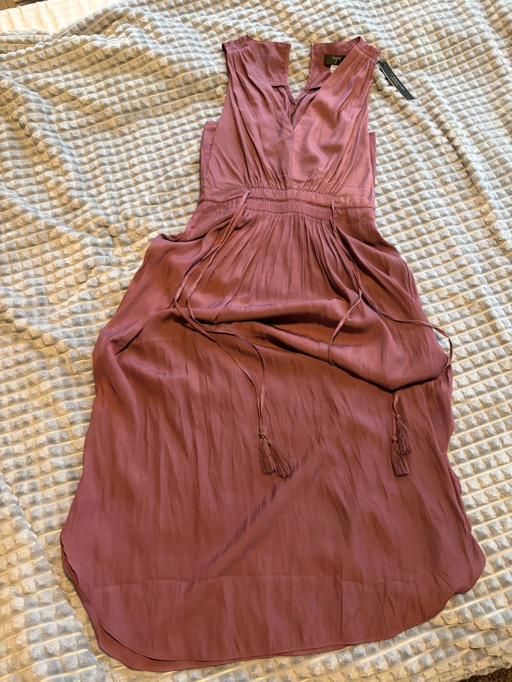 Sleeveless Mauve V-Neck Maxi Dress with Tassel Ties